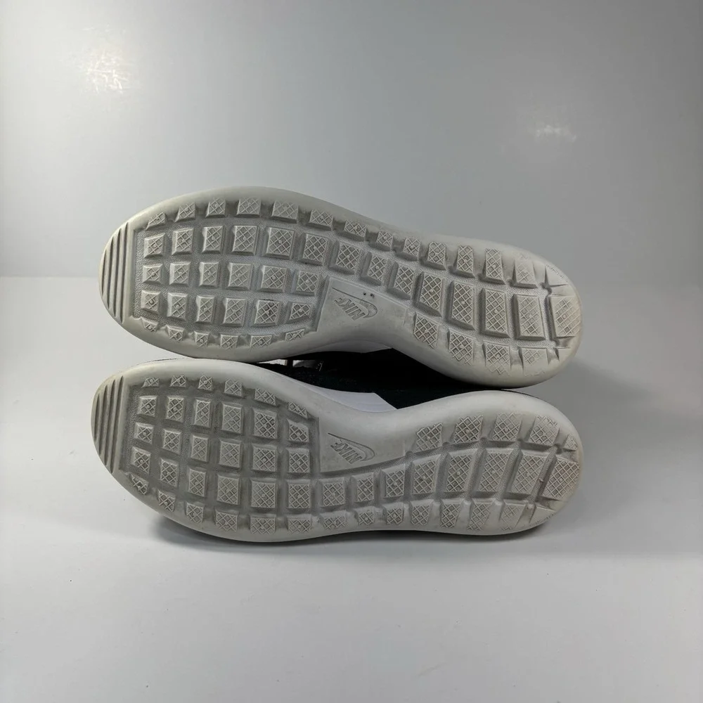 NIKE ROSHE TWO HI FLYKNIT DEEP Women's Athletic Sneaker Boots Black/White Sz 9